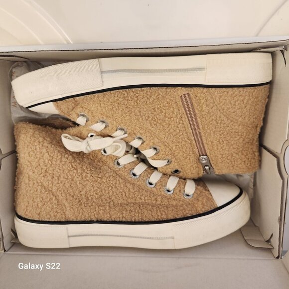 Blowfish Malibu Kimber-Hi Oxford sneakers. NIB. Size 8 - Picture 9 of 10